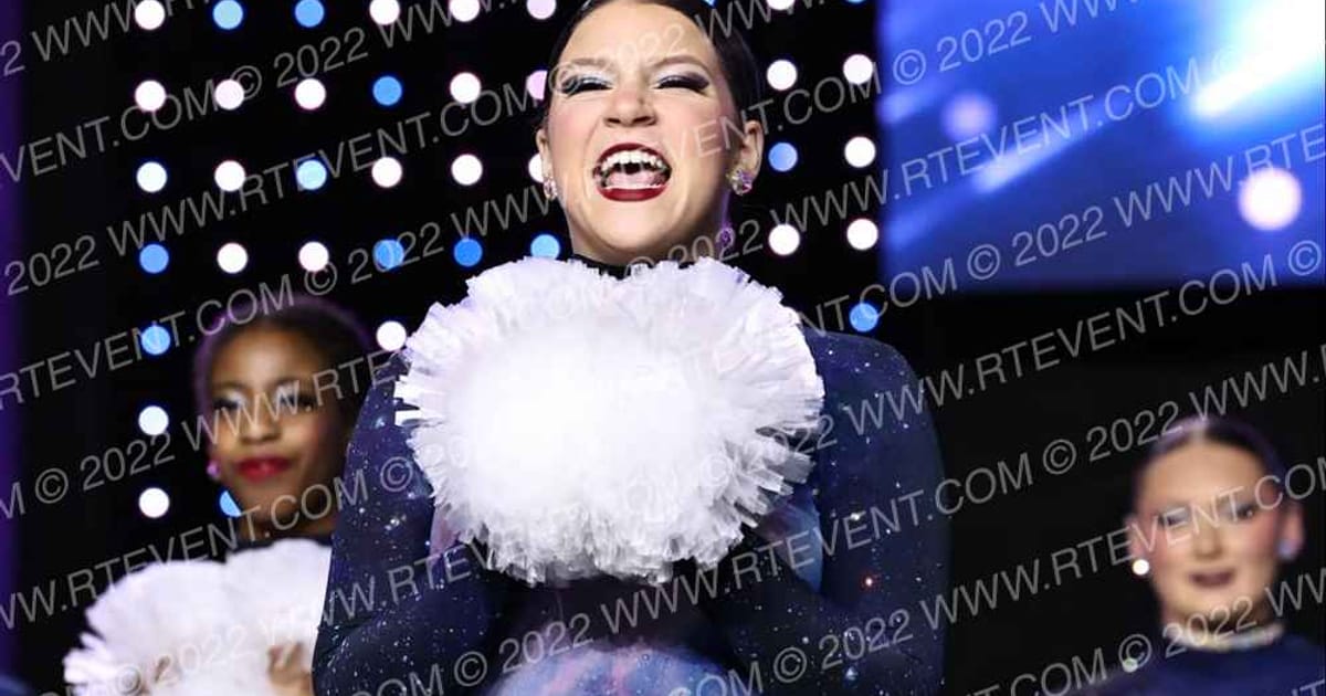 Starz Dance Academy SDA-Senior Small Pom-Space · JAMfest Dance Super Nationals