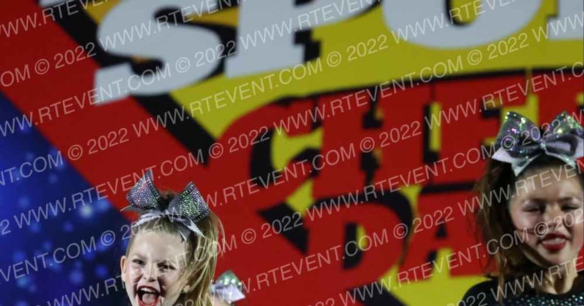The Cheer Pitt KC Moonlight · Spirit Sports Kansas City Nationals