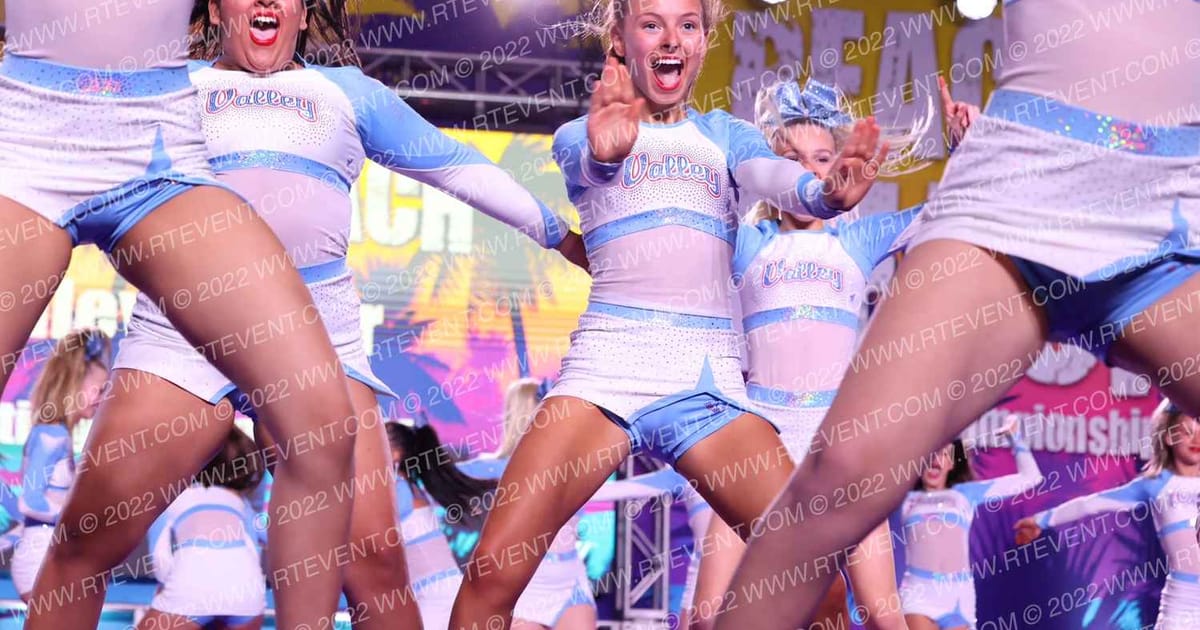 Valley Cheer MAJORS · ACDA Reach the Beach Rec NATIONALS
