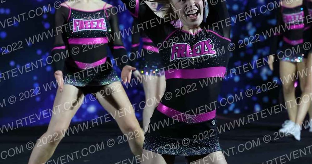 Owatonna Cheer! Freeze · Spirit Sports Kansas City Nationals