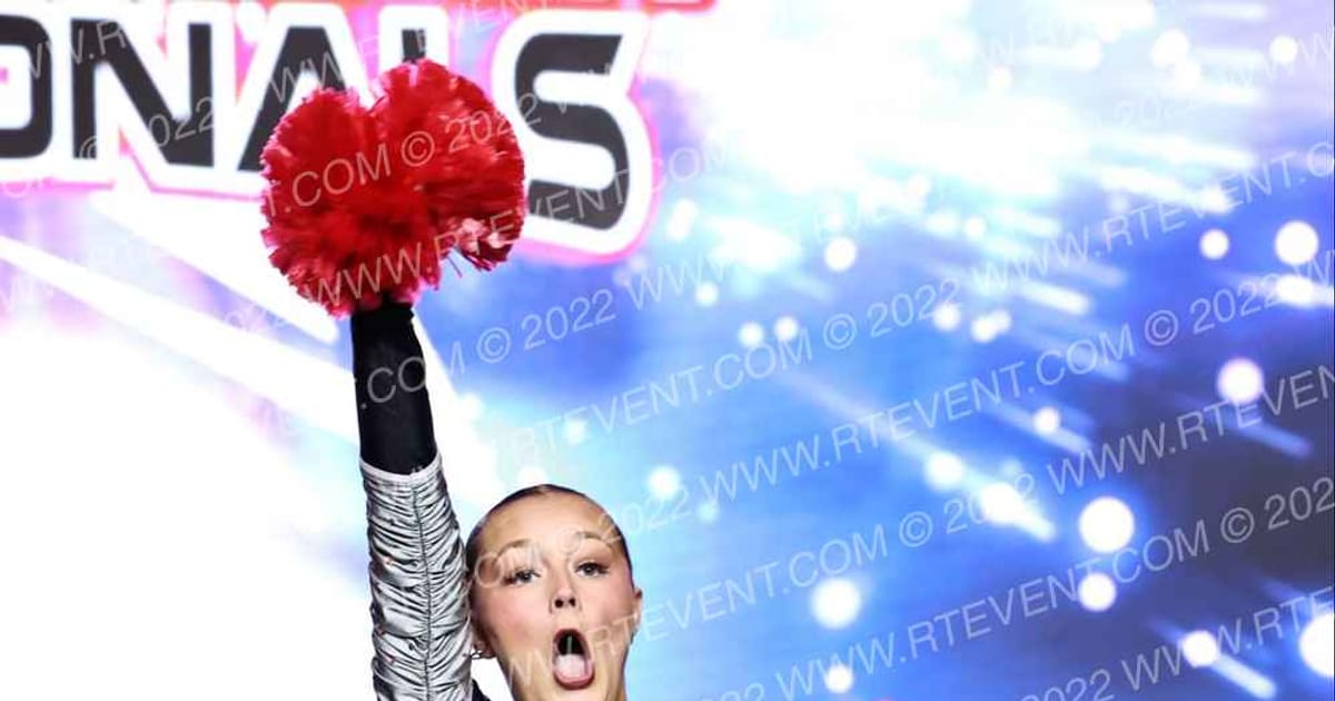 Studio 22 Junior All Stars Small Pom · JAMfest Dance Super Nationals