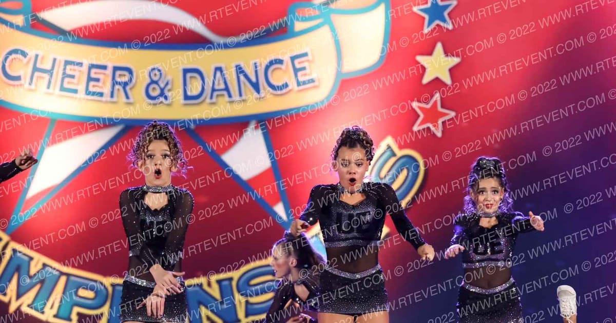 United Elite Cheer INTENSITY · American Legacy Fort Worth FIXED