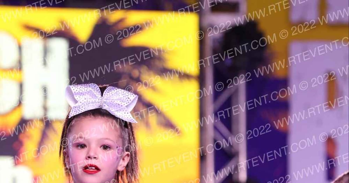 PKR Cheer Club White Lightning · ACDA Reach the Beach Rec NATIONALS