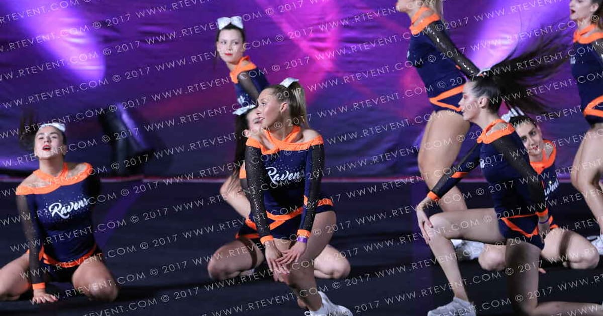 Derby Ravens Large University All Girl Level 2 · Heart of London University Nationals