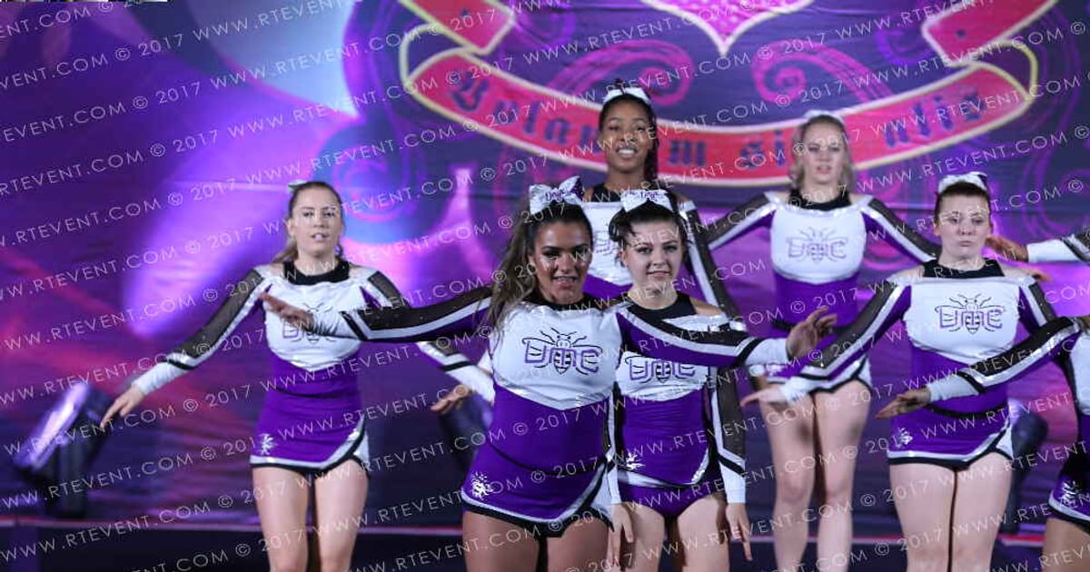 University of Manchester Cheerleaders Onyx · Heart of London University Nationals