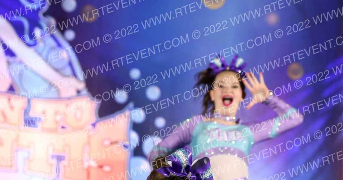 Evolution Elite Cheer STARLIGHTS · All Star Challenge Retune to Atlantis