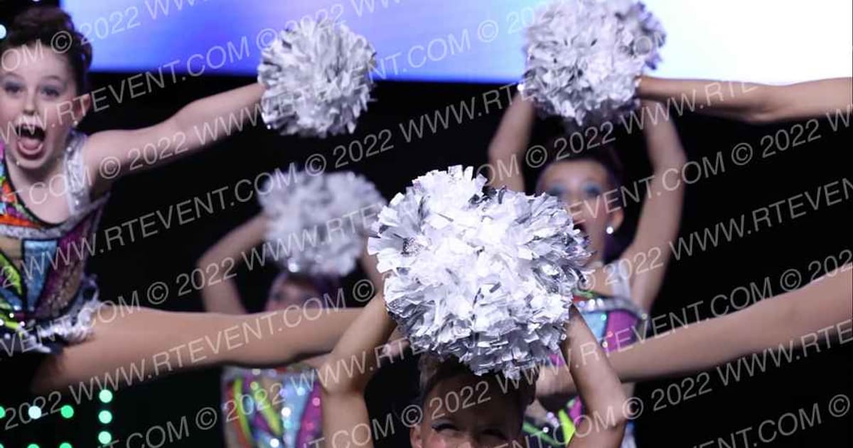 Oak Hills School District Oak Hills Youth Dance Team · JAMfest Dance Super Nationals