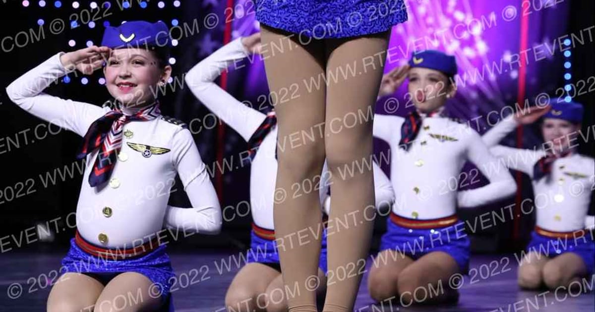 Beavercreek Dance Team Beavercreek Creekettes Dance Team - Jazz · JAMfest Dance Super Nationals
