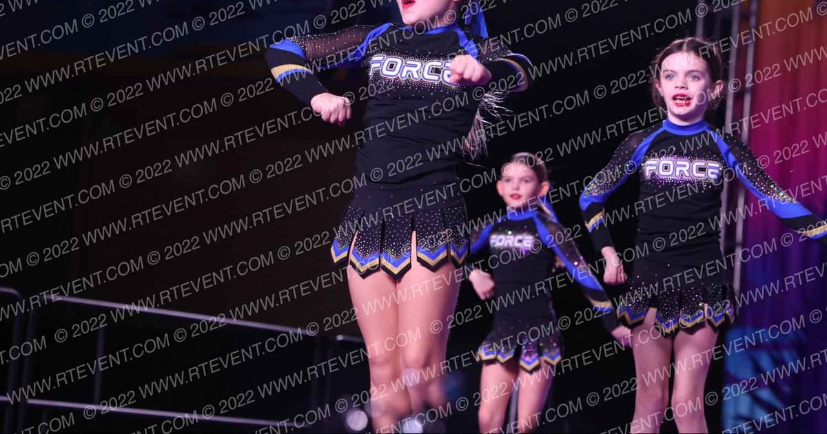DTown Force Cheer DTOWN FORCE LEGENDS · ACDA Reach the Beach Rec NATIONALS