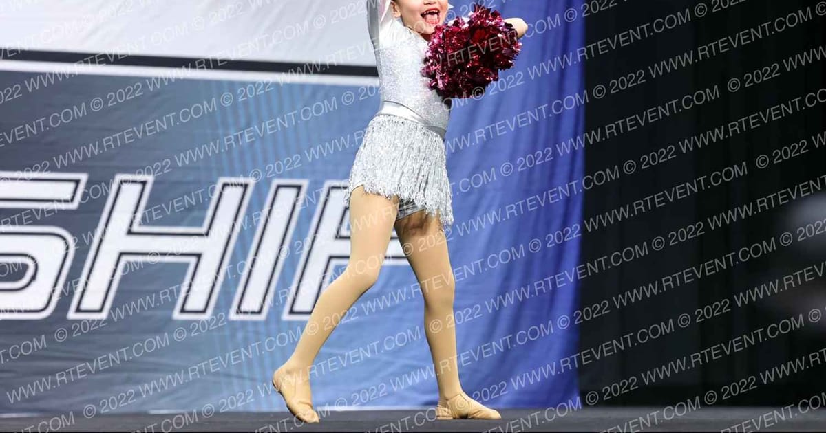FIREBAUGH FALCON CHEER MIGHTY MITES · Youth and School Championship