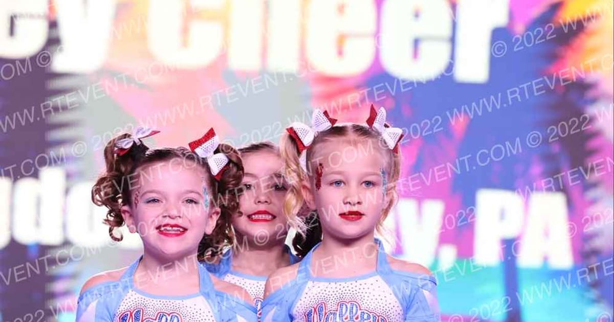 Valley Cheer GLITTER BOMBS · ACDA Reach the Beach Rec NATIONALS