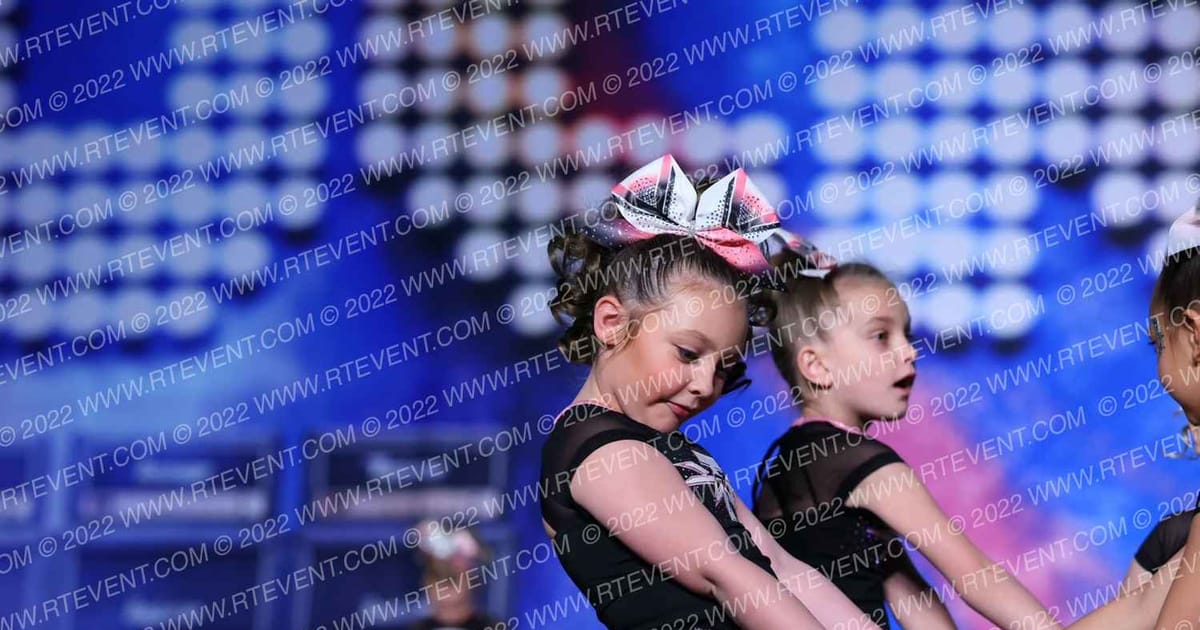 Triple Threat All Starz Pinky Pops · Rockstar Rockin Rockies