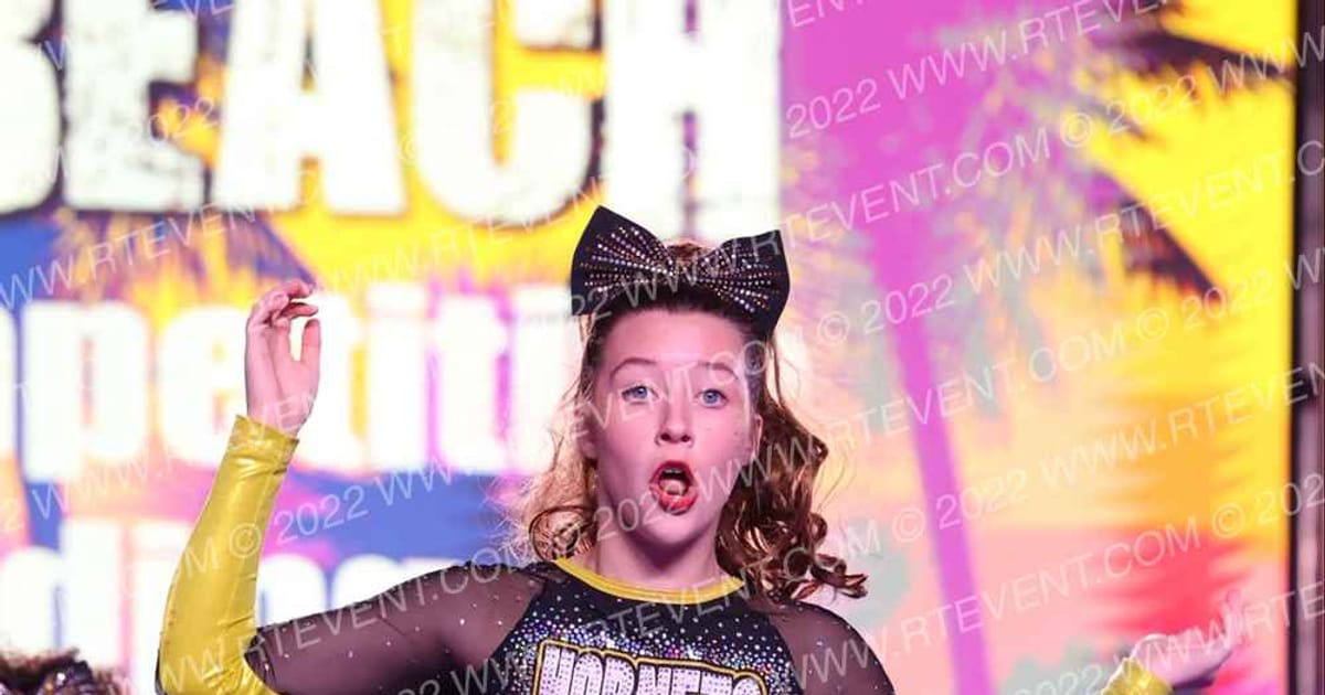 Hornets Competitive Cheerleading Super Swarm · ACDA Reach the Beach Rec NATIONALS