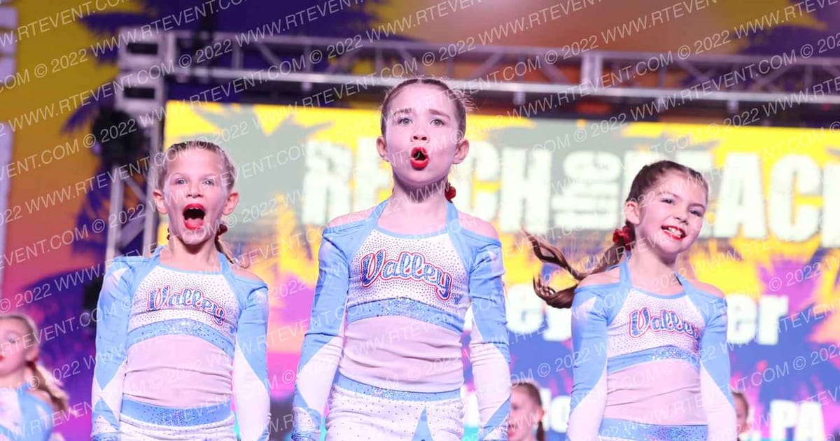 Valley Cheer FLY GIRLS · ACDA Reach the Beach Rec NATIONALS