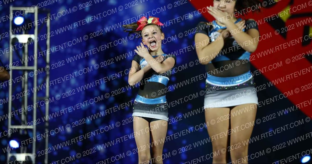 Element Athletics Voltage · Spirit Sports Kansas City Nationals
