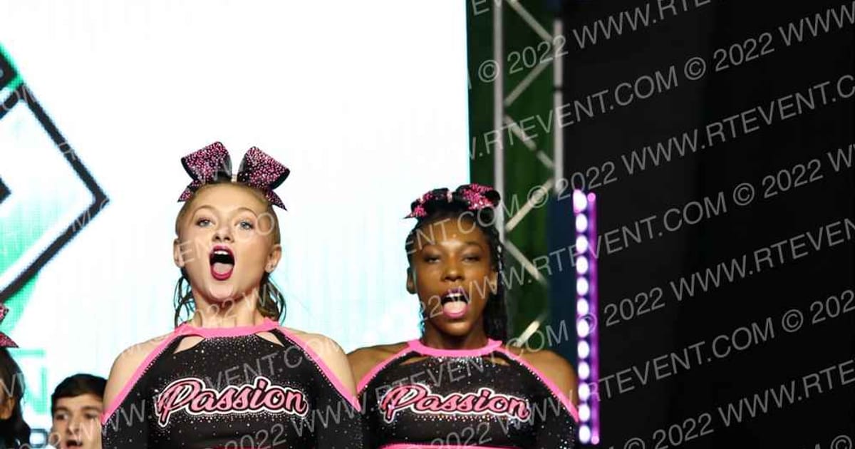 Cheer Extreme - Chicago PASSION · CSG Grand Nationals DIDII