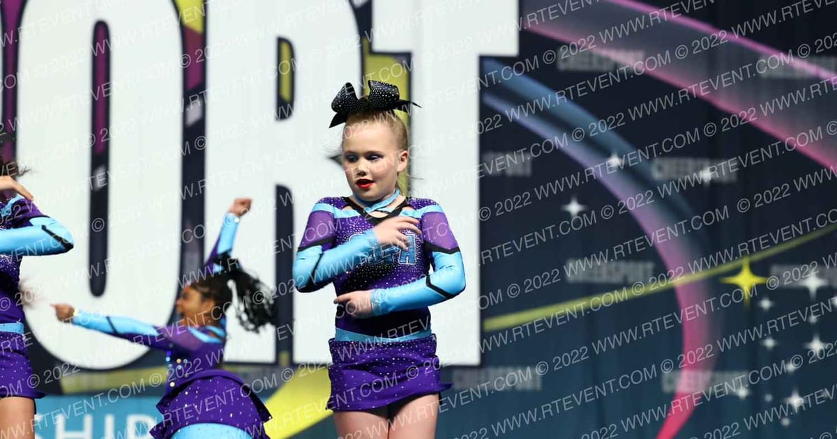 Center Stage Performing Arts Shockwave · Cheersport Super Nationals