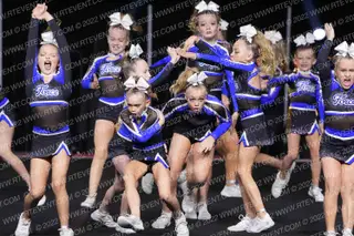 CHEER FORCE FIRST CLASS