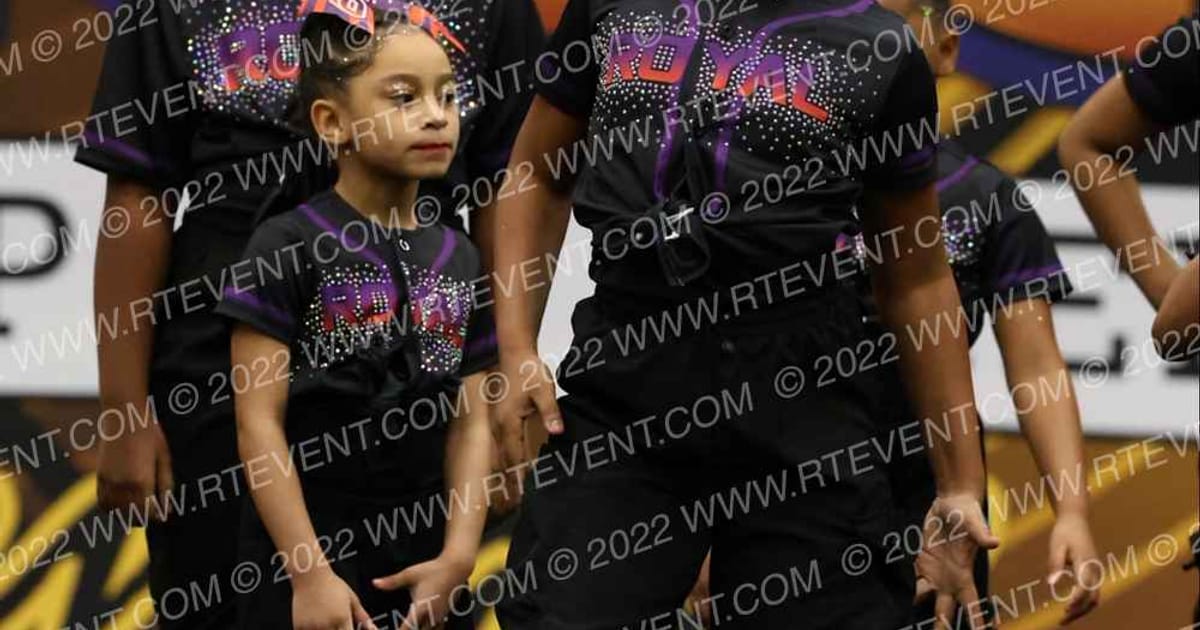 Royal Outlawz Dance Team MINI ROYALS · Red Hot Cheer and Dance Competition