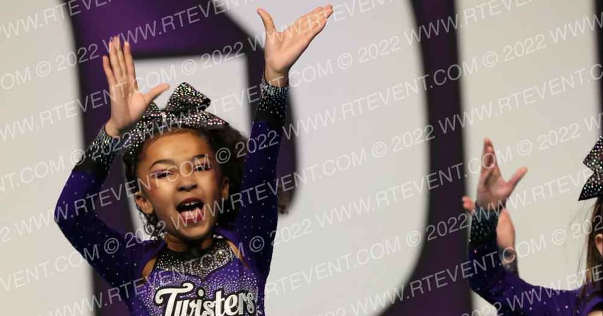 Knoxville Twisters Frostbite · Cheersport Super Nationals