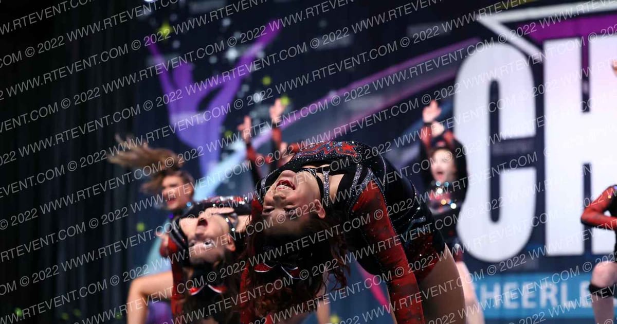 Woodlands Elite - Arizona Lady Lightning · Cheersport Super Nationals
