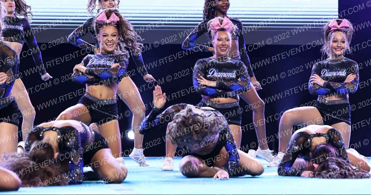 East Celebrity Elite - Hingham BLACK DIAMONDS · Cheersport Super Nationals