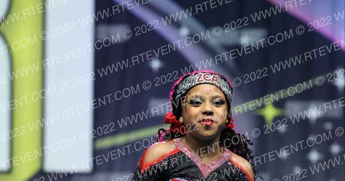 Zachary Cheer Athletics Smoke · Cheersport Super Nationals