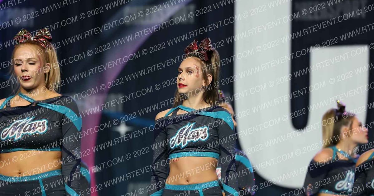 Desert Elite Mavericks Renegades · Cheersport Super Nationals