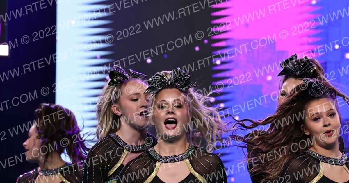 Element Elite Tumbling & Cheer RADIUM · Cheersport Super Nationals