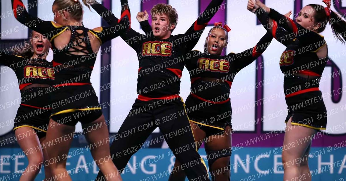 iNFiNiTi Athletics Cosmic Rays · Cheersport Super Nationals