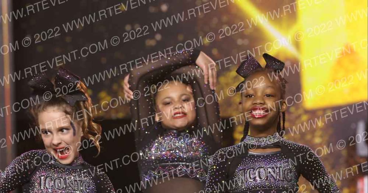 Iconic Allstars Beauty Queens · Gold Rush Chicago