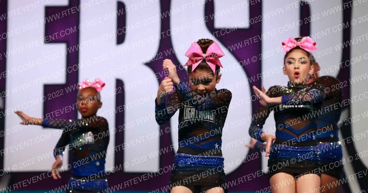 Palm Beach Lightning SAPPHIRES · Cheersport Super Nationals