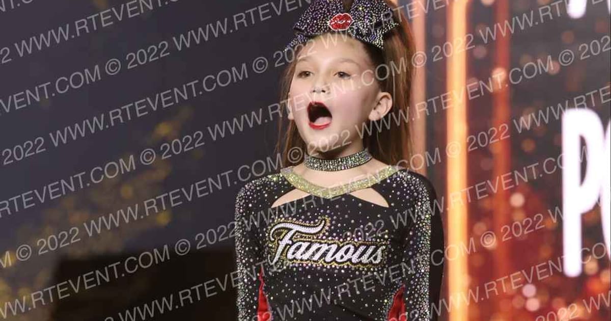 Famous Athletics Pokerface · Gold Rush Chicago