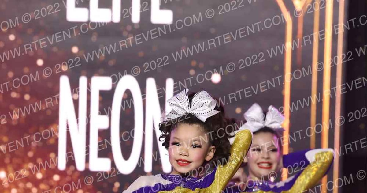 Green Bay Elite Neon · Gold Rush Chicago