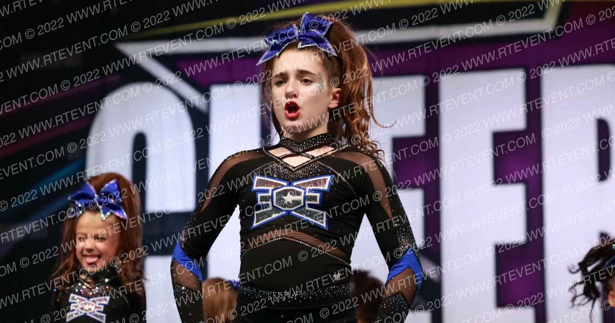 East Celebrity Elite - Hingham DIVAS · Cheersport Super Nationals