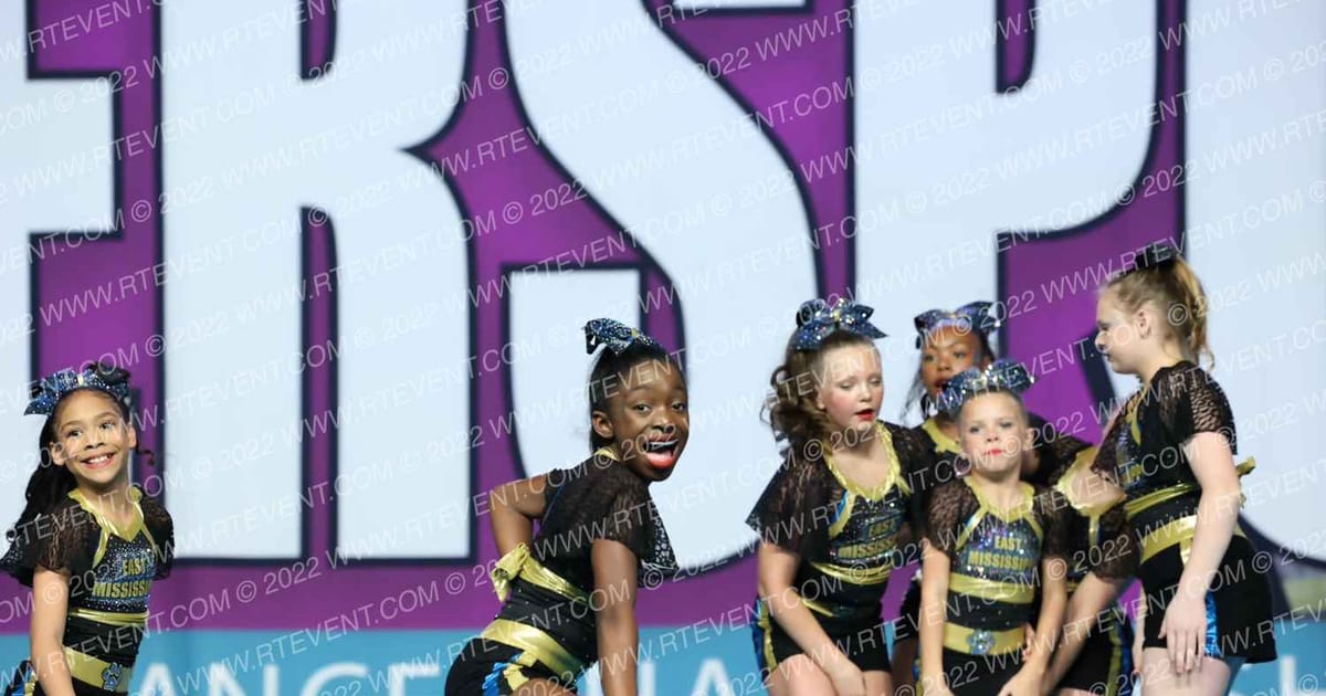East Mississippi Cheerleading EMC Sabres · Cheersport Super Nationals
