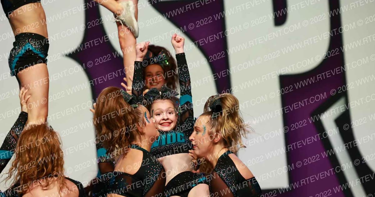 WIDC Glacier Girls · Cheersport Super Nationals