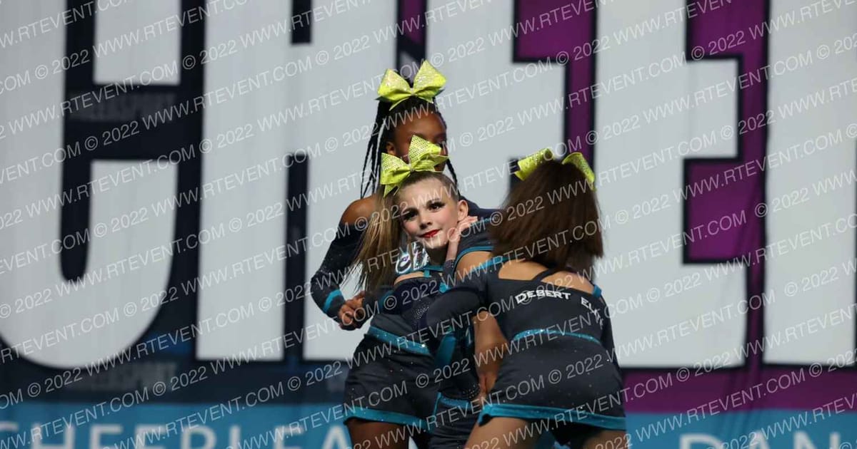 Desert Elite Mavericks Savage · Cheersport Super Nationals