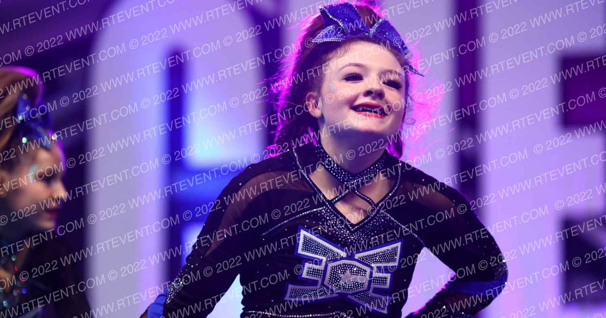East Celebrity Elite - Hingham ICY CREW · Cheersport Super Nationals