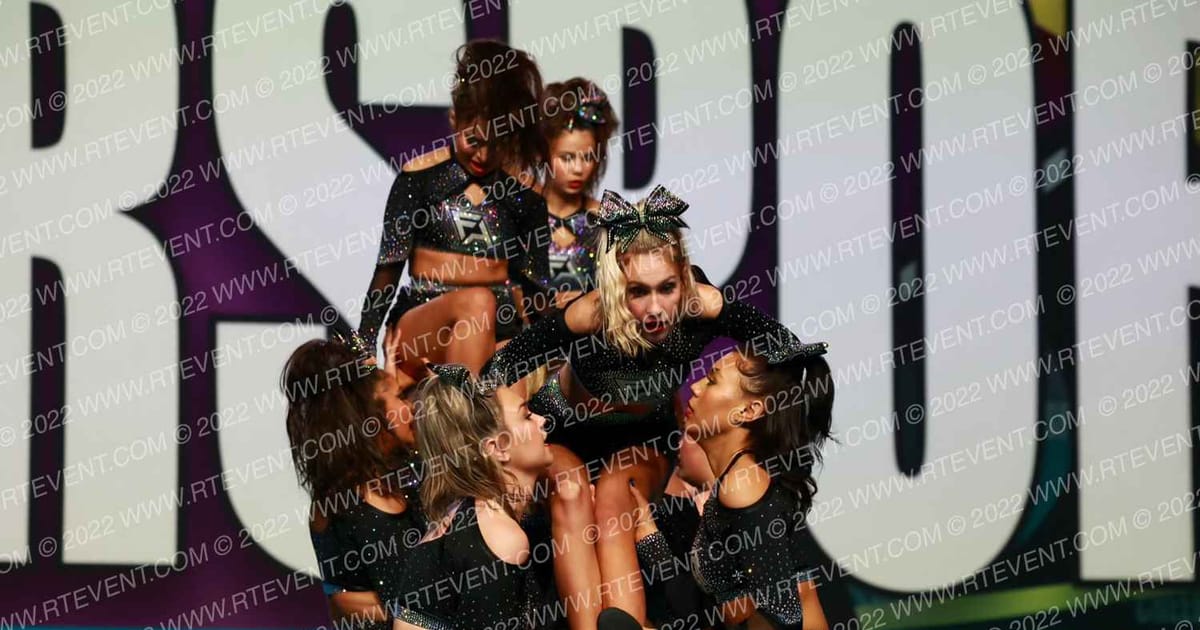 Fearless Athletics Queen Bees · Cheersport Super Nationals