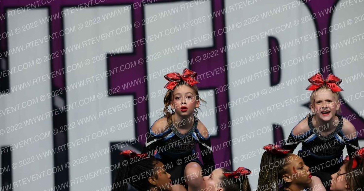 Eagles Elite Cheerleading Inferno · Cheersport Super Nationals