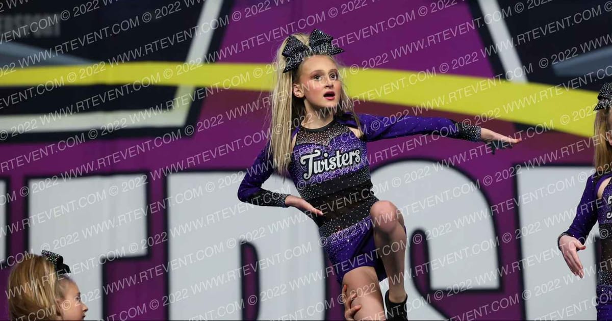 Knoxville Twisters Downpour · Cheersport Super Nationals