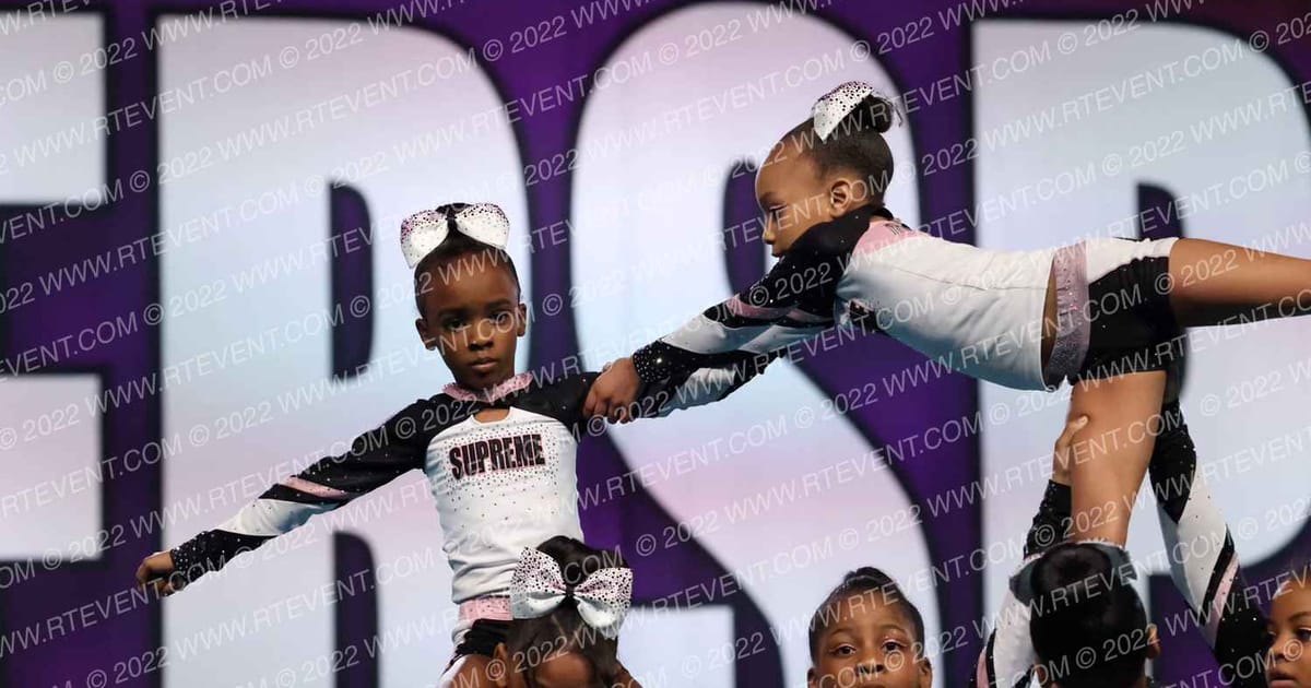 Cheer Supreme Allstars MINI CROWN · Cheersport Super Nationals