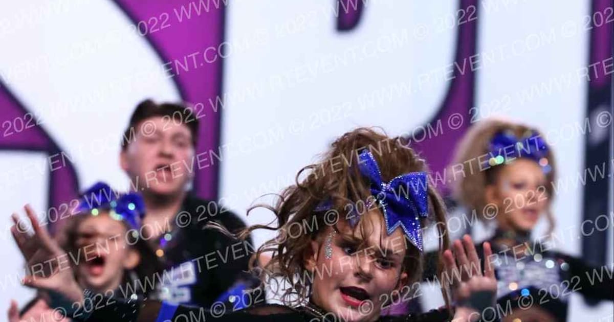 East Celebrity Elite - Hingham ICONS · Cheersport Super Nationals