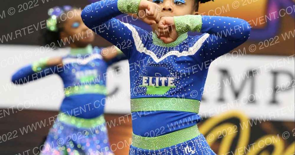 Davis Elite Glam Girlz · Red Hot Cheer and Dance Competition