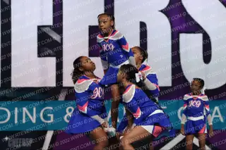 Jade's Cheer Gem Diva Diamonds