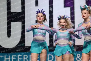 Evolution Elite Cheer Starlights