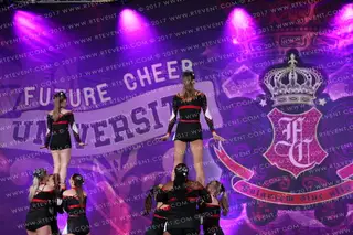 USW Coyotes Small University Coed Level 2