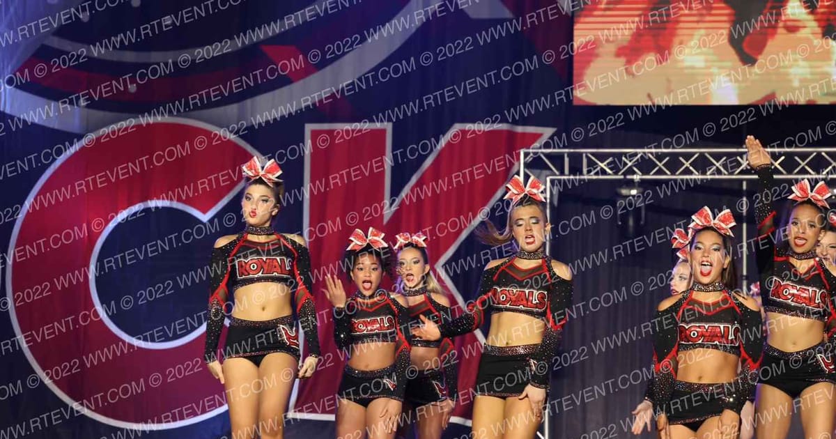 AZ Royals Queen of Heart · CheerAPalooza