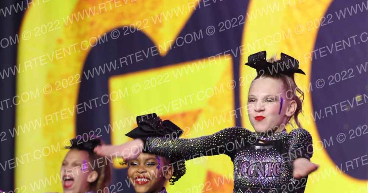 Iconic Allstars Beauty Queens · Gold Rush Chicago